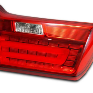 چراغ خطر روی صندوق راست اس7